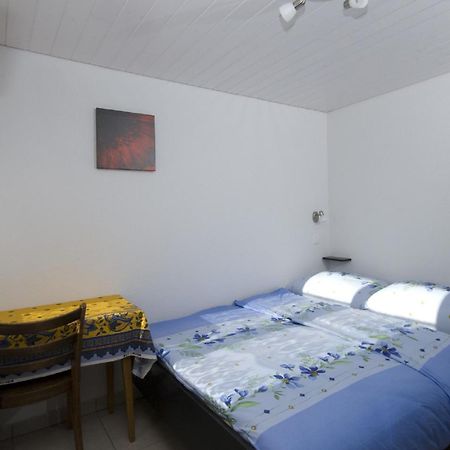 Hotel-Gite Rural A 3 Km De Delemont Courcelon Rom bilde